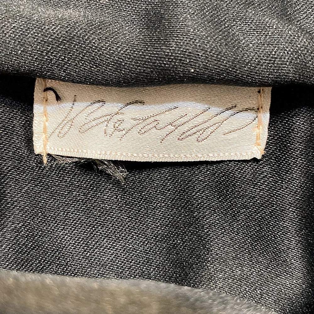 SOLD :: Vintage Lord & Taylor Beaded Clam Clutch - Picture 6 of 6